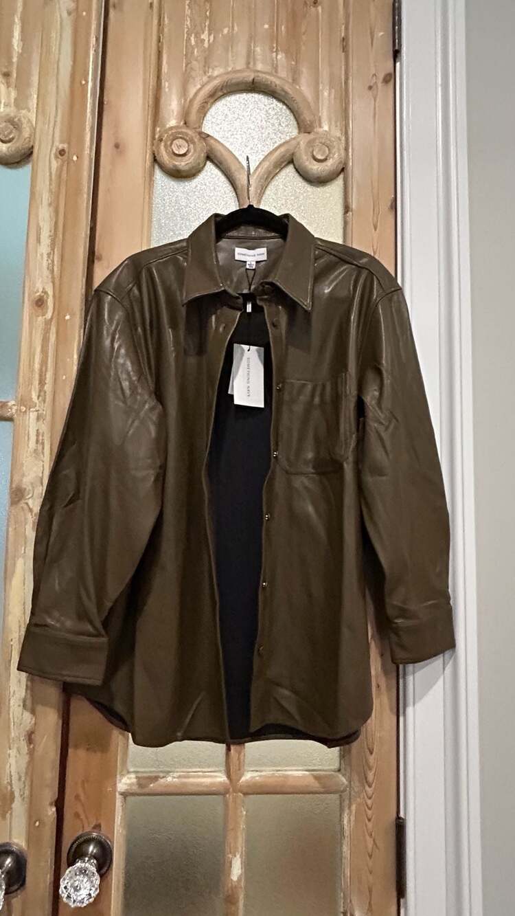 Something Navy Classic Faux Leather Button Up Size L Army Green Shacket